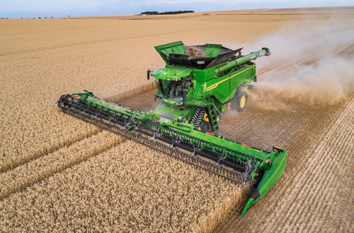 Castilla-La Mancha restringe de nuevo el trabajo en el campo pese al rechazo del sector