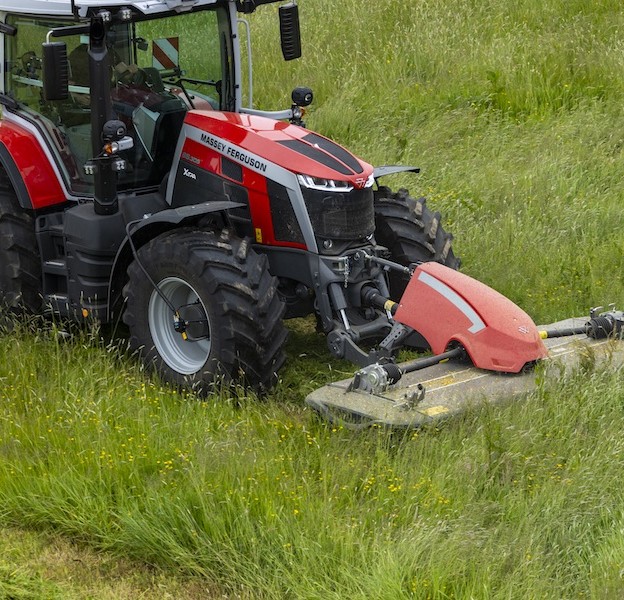 Massey Fergusson_8S_XTRA_PTG