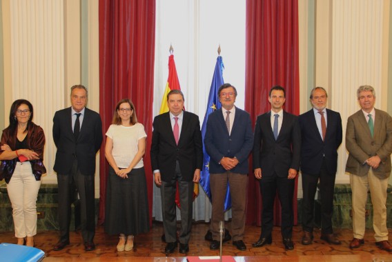El ministro Luis Planas se reúne con el nuevo presidente de Fepex