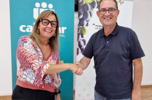 Cajamar y Avibo sellan un acuerdo para impulsar la proyección internacional de las bodegas canarias