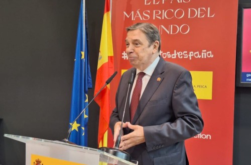 Luis Planas destaca en Fruit Attraction el liderazgo del sector hortofrutícula español