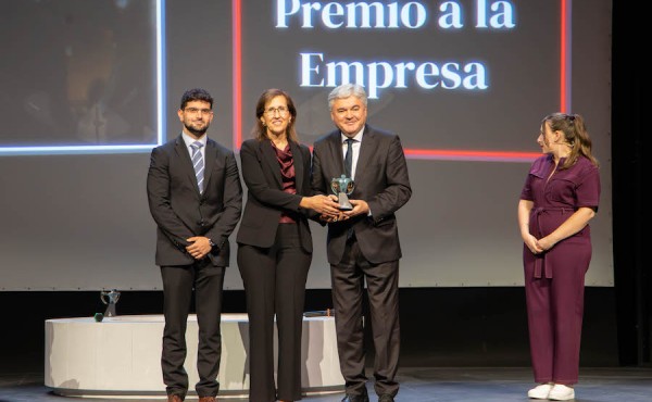 Econex recibe el premio Empresa en los Premios Solidarios ONCE 2025
