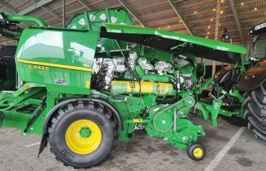 John Deere presenta su oferta para el manejo del forraje