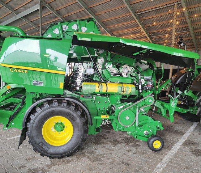 John Deere presenta su oferta para el manejo del forraje