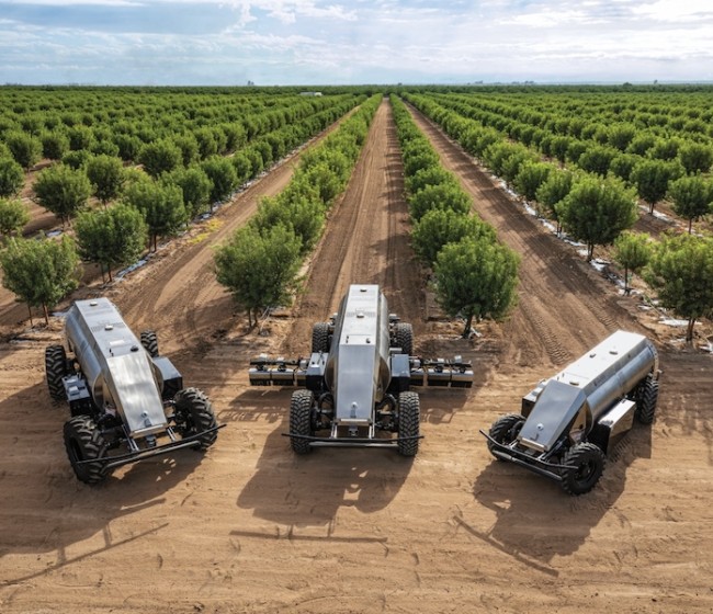 John Deere presenta GUSS, el nuevo atomizador autónomo para frutales y viñedos