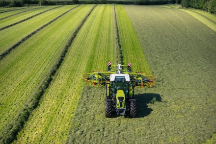 Tractores de media potencia, versatilidad y tecnología avanzada