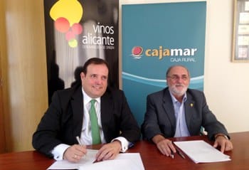 Grupo Cajamar y Vinos Alicante DOP impulsan la actividad del sector vitivinícola