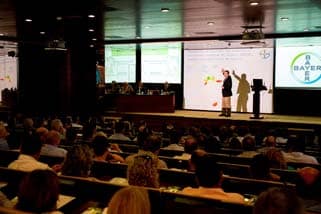 La amenaza de nuevas plagas y enfermedades, centra el I Foro de Cítricos de Bayer